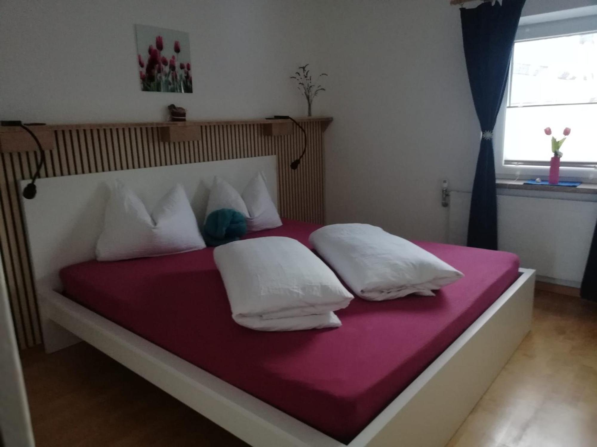 Stylish & Spacious Apartment With Patio Stams Ngoại thất bức ảnh